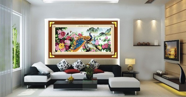 Dùng bức tranh, ảnh Tết để treo trên cửa