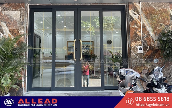 mẫu cửa nhôm trượt quay 4 cánh ags100