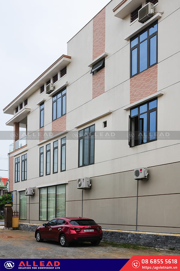 cửa sổ mở quay 1 cánh, 3 cánh, 4 cánh đẹp