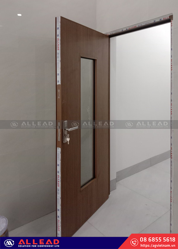 cửa đi ra vào 1 cánh kính vân gỗ