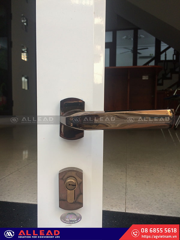 sản phẩm tay nắm cửa nhôm