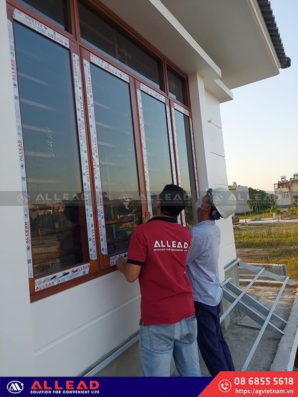 allead thi công cửa nhôm hệ cho khách hàng