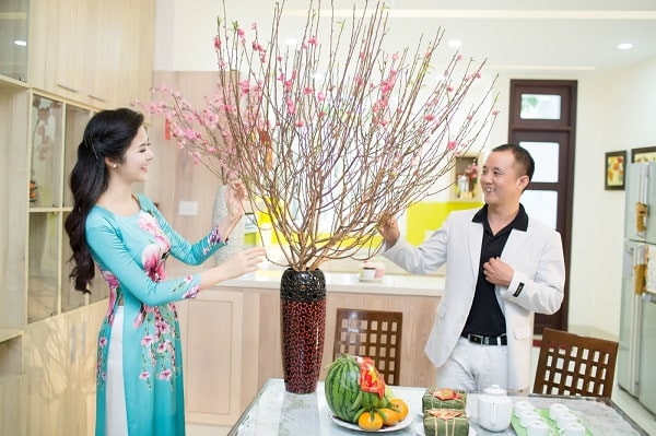 12 Cách Trang Trí Cửa Tết Đẹp Đơn Giản Mà Đẹp Mê Ly